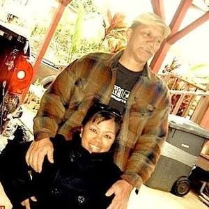 Meet your Posher, Myrna